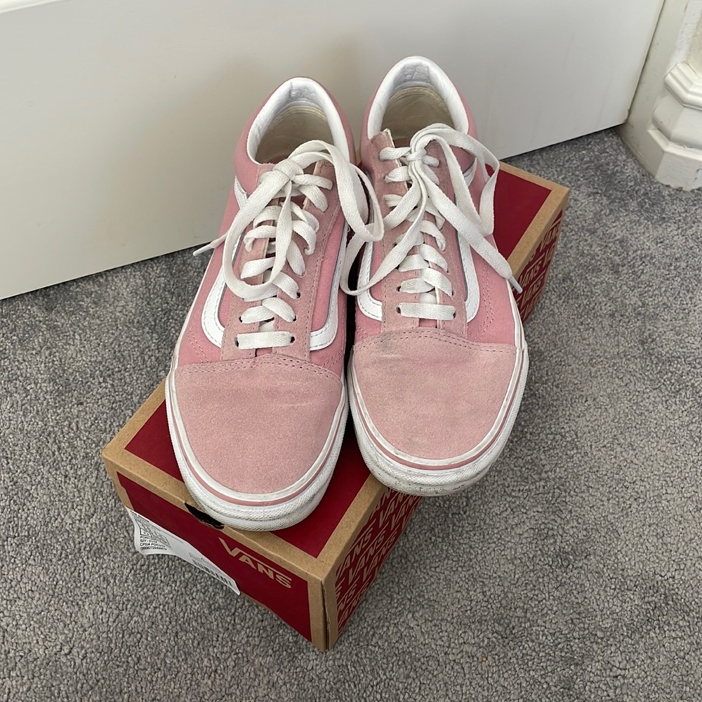 PINK SUEDE OLD SKOOL LACE UP VANS SIZE 8